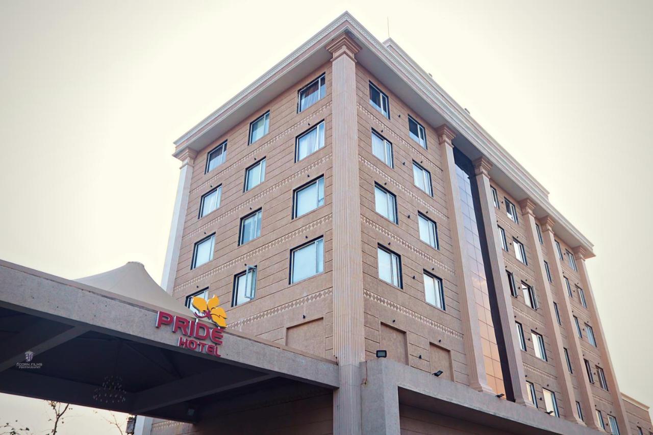 Pride Hotel Бопал Екстериор снимка